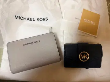 MICHEAL KORS 2단 접이식 지갑 키케이스