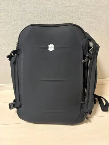 크로스라이트 보딩백