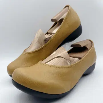 컨디션 최상 Re:getA 리게타 플랫 펌프스 머스타드 M 23.5cm