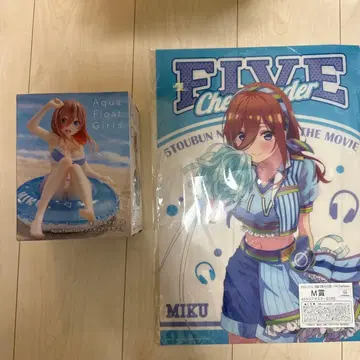 5등분의 신부 나카노 미쿠 피규어와 굿즈 세트