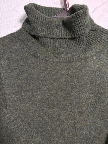 tk 터틀넥 니트