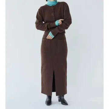 택 포함 새상품 러그문 가디건 니트 셋업