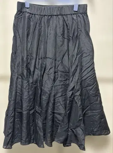 시빌라 L 블랙 플레어 스커트