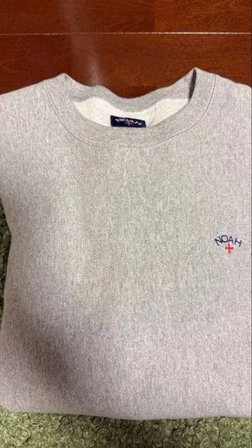 NOAH 그레이 맨투맨 L 사이즈