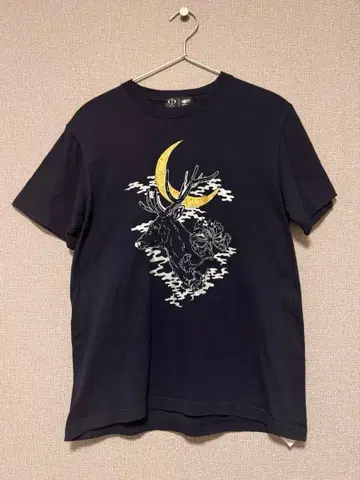 요루시카 x BEAMS 반팔 T셔츠