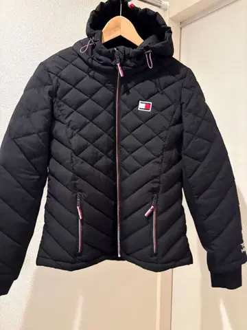 TOMMY HILFIGER 블랙 퀼팅 자켓 S