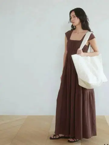 시루무린 프렌치 2way 숄더 티어드 드레스