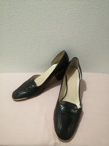 BALLY 펌프스 중간 힐