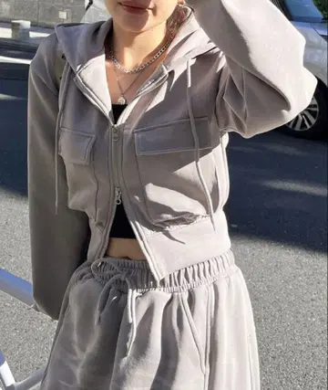 스파이럴걸 그레이 맨투맨 셋업 팬츠