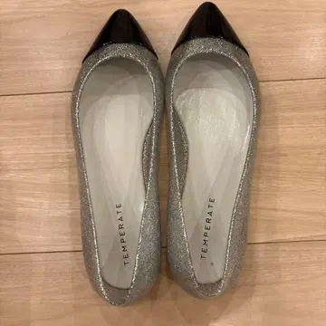 TEMPERATE 실버 블랙 레인 슈즈