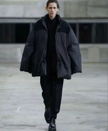 stein/OVERSIZED REVERSIBLE DOWN JACKET