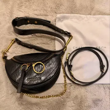 필로메나 크링클 이펙트 하프문 크로스 바디백 블랙