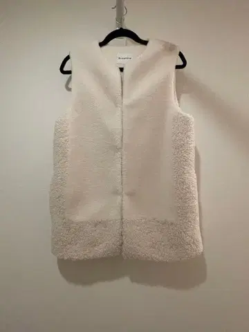 BLENHEIM 아이보리 베스트 S 사이즈 보아