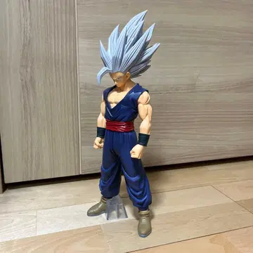 손오반 비스트 피규어