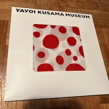 쿠사마 야요이 뮤지엄 도트 손수건