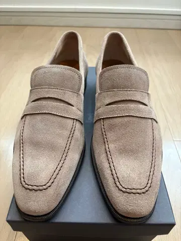 Regal 베이지 스웨이드 로퍼