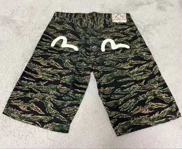 EVISU 카모플라쥬 하프 숏팬츠 사이즈 36