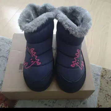 새상품 MOZ 나일론 퍼 부츠 네이비 LL 사이즈