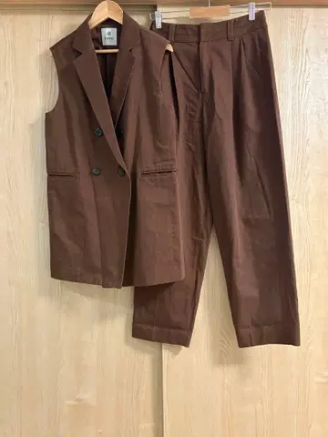 나노 유니버스 베스트, 팬츠