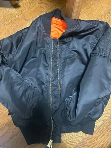 ALPHA 블랙 MA-1 플라이트 자켓