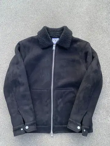 ZARA 자켓 블랙 벨로아 원단