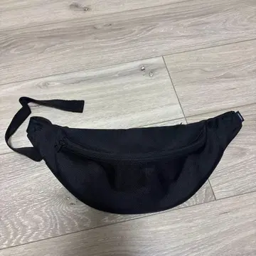 UNIVERSAL PRODUCTS 허리 백