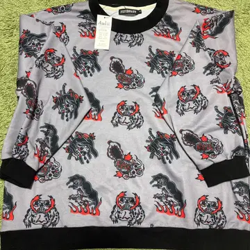 POPINCULV 클레이지 패턴 트레이닝복 s