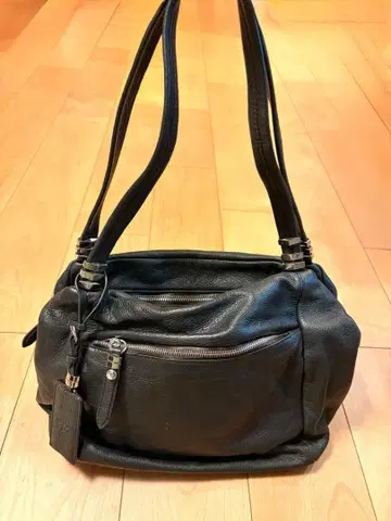 OR YANY 블랙 가죽 숄더백