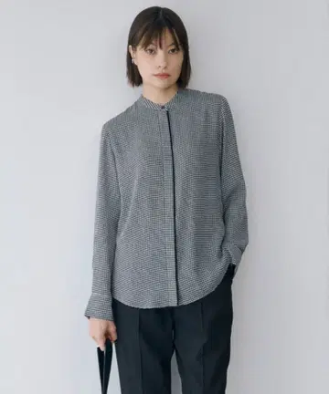 ICB BackSatinAmunzen 밴드 카라 블라우스 새상품급