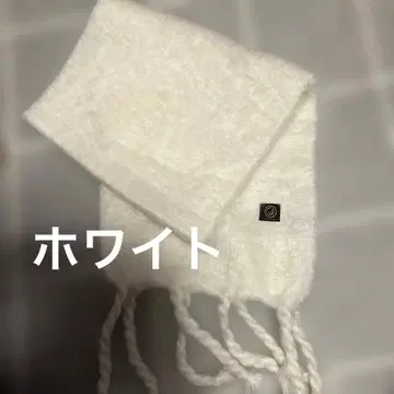 만타스 에스카라이 모헤어 머플러 화이트 스페인산