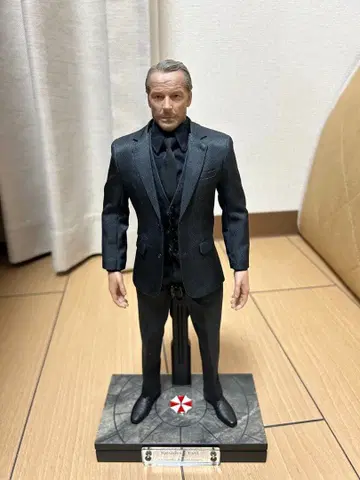 최종 가격 인하 커스텀 피규어 알렉산더 아이작 1/6