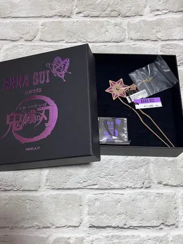 ANNA SUI 귀멸의 칼날 콜라보 카마도 네즈코 헤어콤