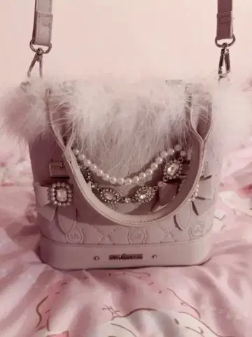 NOEMIE 노에미 아가씨 비쥬 모노그램 2way 숄더 퍼 백