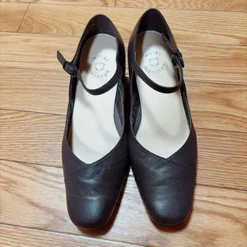 히미코 Water Message 스트랩 펌프스 브라운