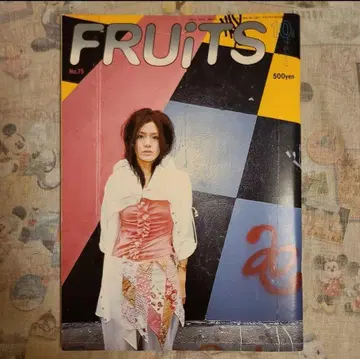 [ FRUiTS ] No.75 / 잡지 후르츠 / 2003년 10월