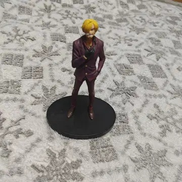 원피스 상디 피규어 보라색