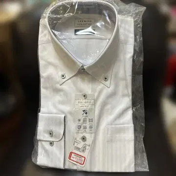 새상품 와이셔츠 LESMUES 버튼 다운