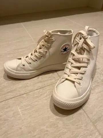 컨버스 하이컷 발수 화이트