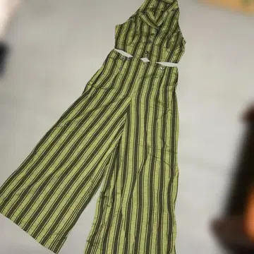 스트라이프 슬리브리스 팬츠 셋업