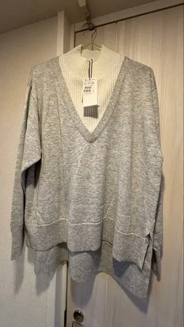 VIN 뱅 그레이 V넥 니트 스웨터 레이어드 스타일 미사용 야마다야