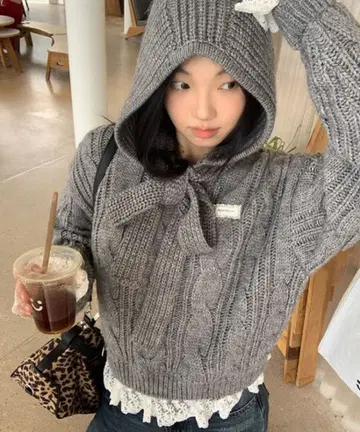 [미사용 새상품] 프릴 오버 니트 니트 모자 포함