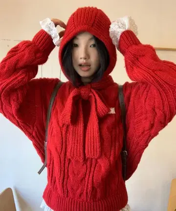 [ 미사용 새상품 ] 프릴 오버 니트 니트 모자 포함