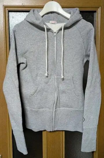 DRESSTERRIOR 그레이 후디