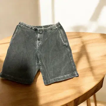 [ 새상품급 ] 코듀로이 그레이 숏팬츠 사이즈 XL