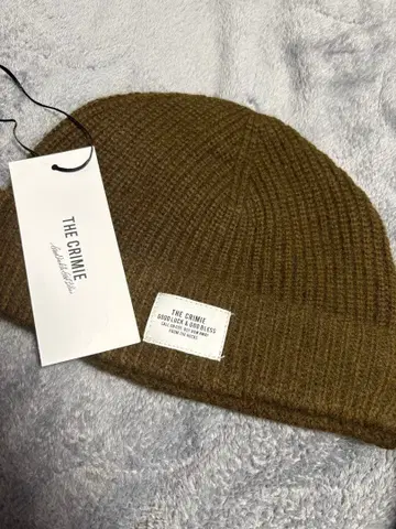 미사용 새상품 THE CRIMIE 카키 니트 모자 정가 12,100엔