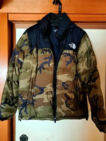 THE NORTH FACE 카모플라쥬 다운 자켓 XL