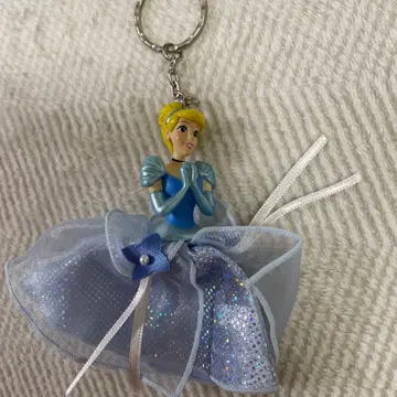 디즈니 신데렐라 드레스 포함 키링
