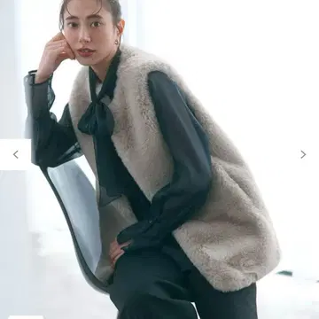 UNFILO 에코 퍼 베스트 베이지 M 택 포함 미사용 새상품