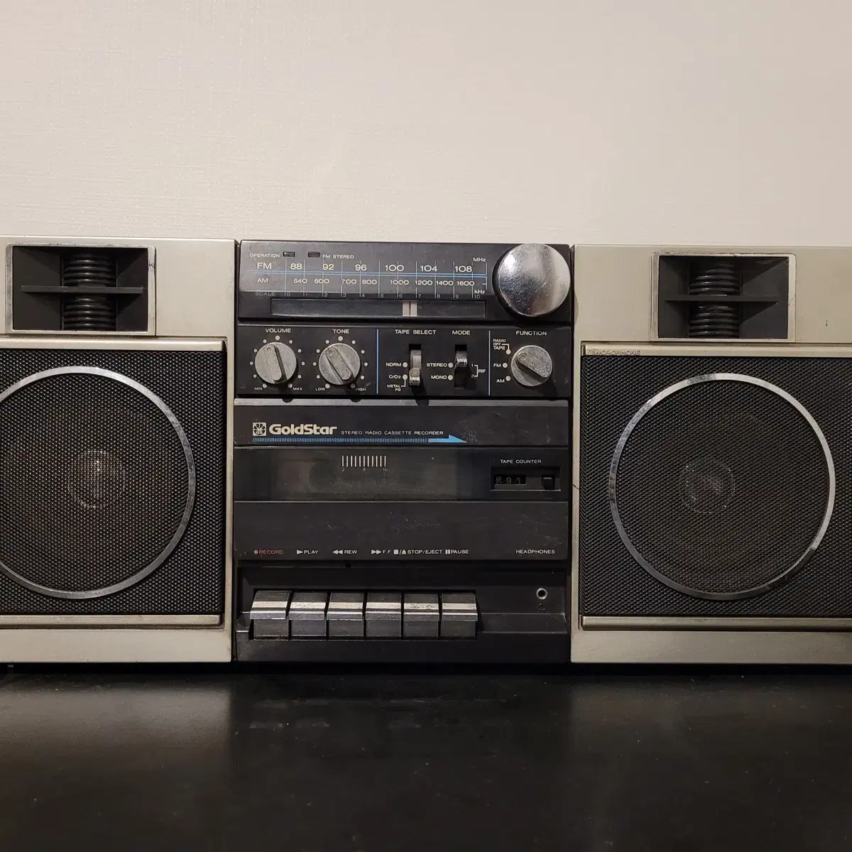 Radio-cassette GOLDSTAR TSR 700 – Boombox Vintage Crown, Fonctionne