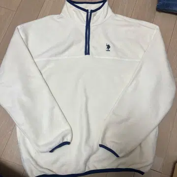 새상품급 USPA 플리스 하프 지퍼 트레이닝복